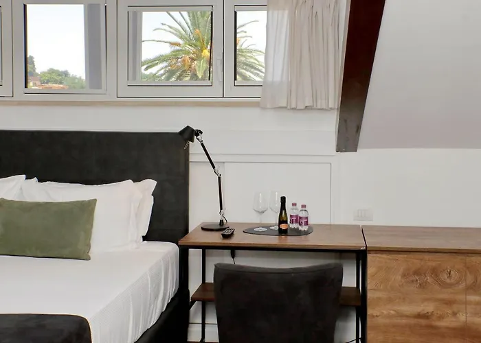 Youroom Corsini *