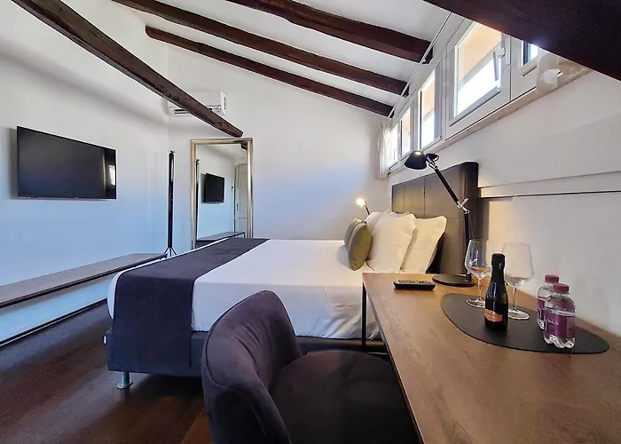 Apartment Youroom Corsini Rom