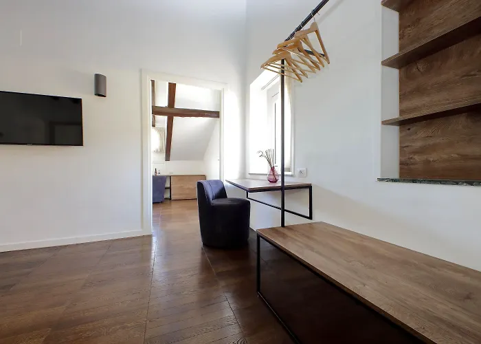 Apartment Youroom Corsini Rom