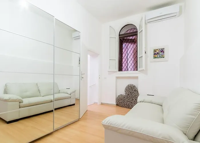 Youroom Corsini *